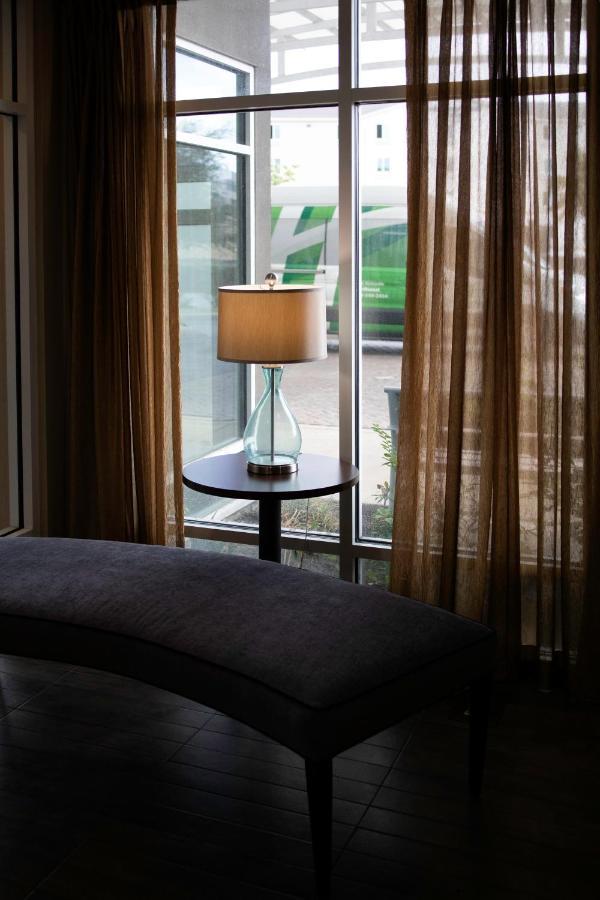 Holiday Inn Hotel & Suites Northwest San Antonio By Ihg Экстерьер фото